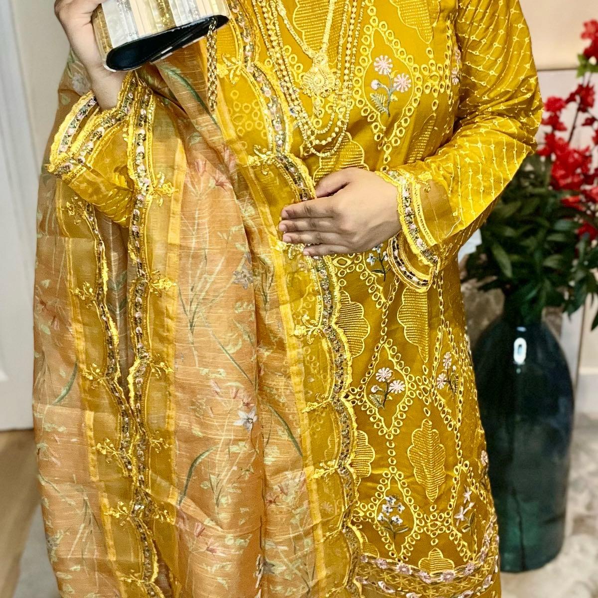 Oranjeta Zoya Luxury 3 Pieces suit Fully Embroidered Premium Lawn