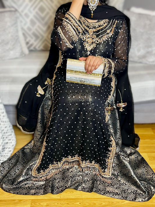 Khwab by Oranjeta – Black Chiffon Bridal Maxi